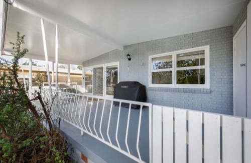 Coffs Harbour House | Magnolia House and or Cottage