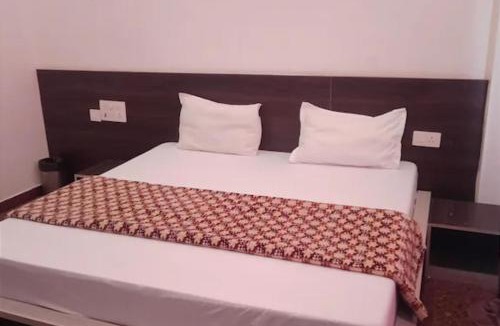Sikar Hotel | Mahendra place