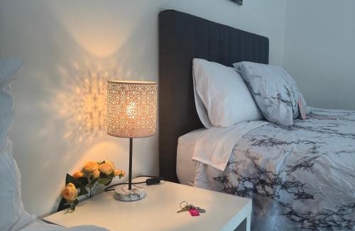 Truganina House | Mahzan on Braid Private Room 2