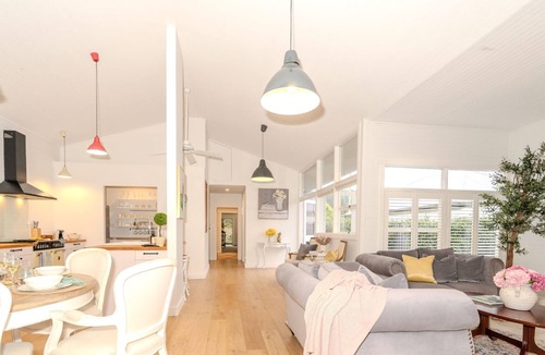 Bowral House | Maison de May — Stay 3 Pay 2