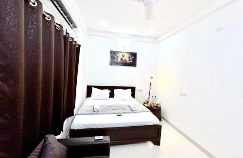 Varanasi Hotel | Majestic Residency