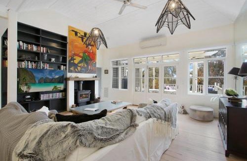 Beechworth House | Malakoff House - Charm & Luxury