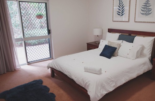 Maleny House | Maleny Orchard - Hinterland Retreat