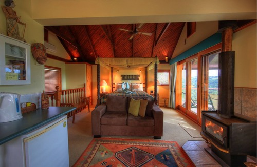 Balmoral Ridge Bed & Breakfast | Maleny Tropical Retreat Balinese B&B