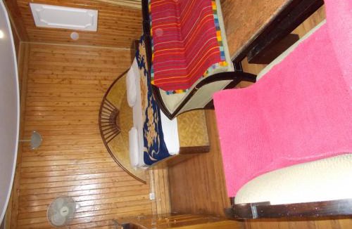 Mallital Hotel | Mall road Stay with In-house restaurant