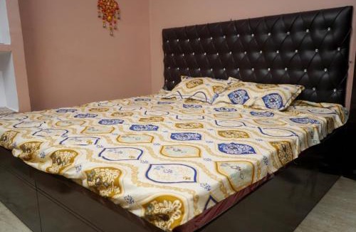 Raiganj House | Malti Home stay 5 minute walking distance fromAyodhya DhamRailway Station