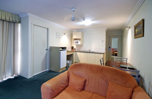 Macksville Hotel | Mandarin Motel Macksville