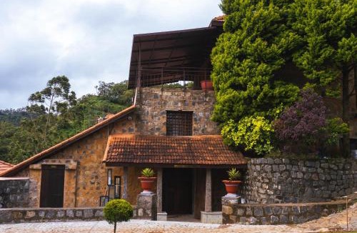 Yercaud Hotel | Mango Hill Yercaud