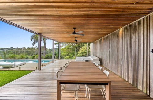 Bangalow House | Mango Packing Shed by Contemporary Hotels