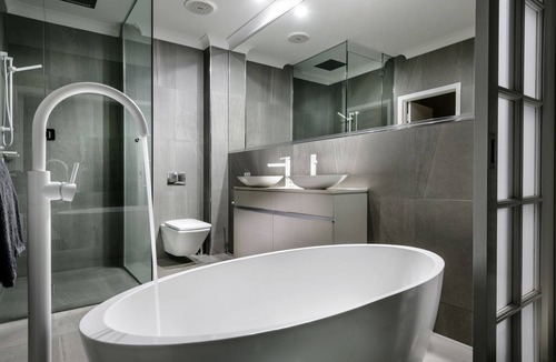 Broome Hotel | Mangrove Hotel