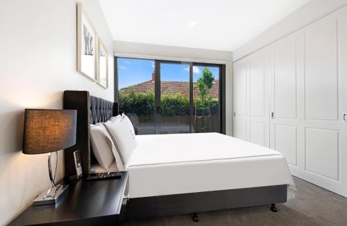 Glen Iris Apartment | Manhattan Apartments - Glen Iris