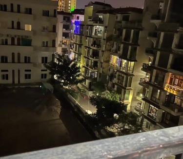 Zirakpur Apartment | ManiKU Vlogs Dil Punjabi