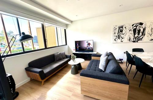 Manly Vale Apartment | Manly Moon