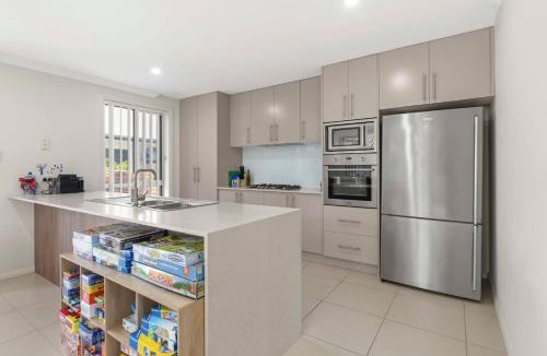 Kiama House | Manning the Waves