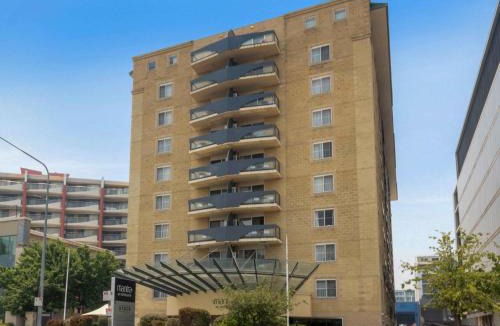 Braddon Apartment | Mantra on Northbourne