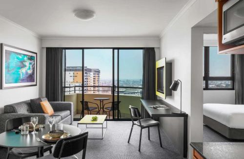 Parramatta Apartment | Mantra Parramatta