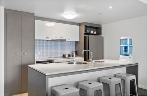 Surfers Paradise Apartment | Mantra Wings - Beachside Resort in Surfers Paradise