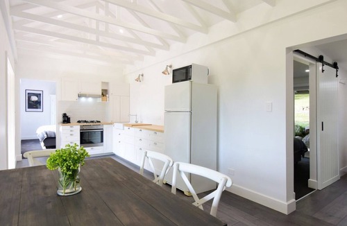 Kangaroo Valley House | Maple Cottage - Gorgeous character filled cottage