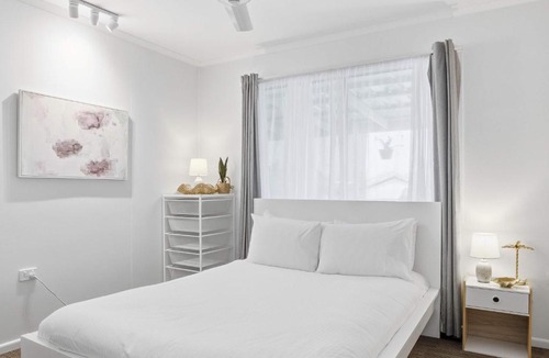 Margate Apartment | Margate Beachside Haven