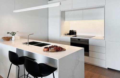 Shell Cove Apartment | Marina Vista - Waterfront Apartment