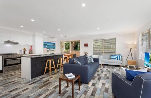 Tarbuck Bay House | Marine Villa
