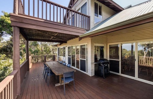 Eagle Bay House | Mariners Rest - Bushland Haven with Stunning Sea Views