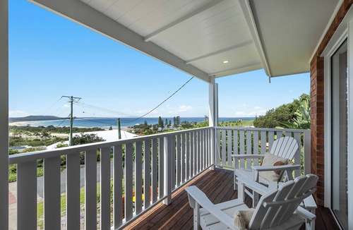 Crescent Head House | Marisco: A Modern Beach House Retreat