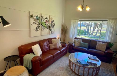 Wonthaggi House | Marjalis Cottage, your perfect country getaway!