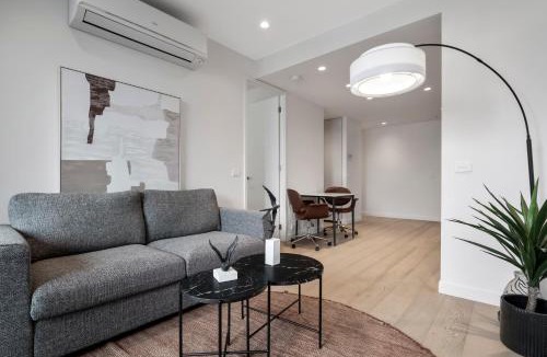 West Melbourne Apartment | Marker Stunning Space Near Southern Cross CBD