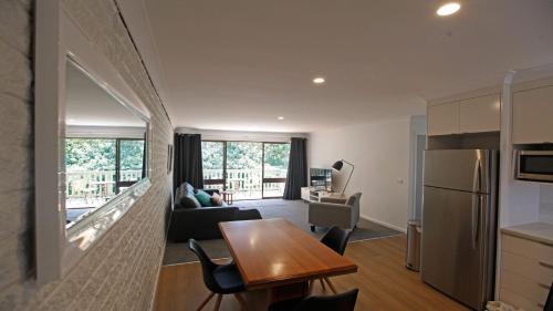 Bermagui House | Marlin Waters 2 - Unit 2 Narira St 8