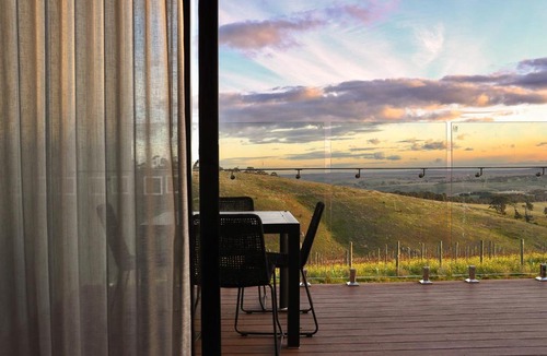 Mickleham Hotel | Marnong Estate
