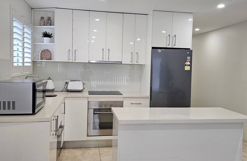 Maroubra Apartment | #maroubrabeach maroubrastay sydneybeachstay coastalescapeNSW