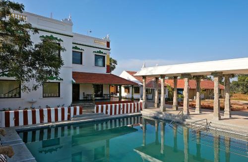 Paiyanur Resort | Marutham Village Resort