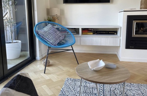 McCrae Villa | McCrae Beach Front Villa Unit 4