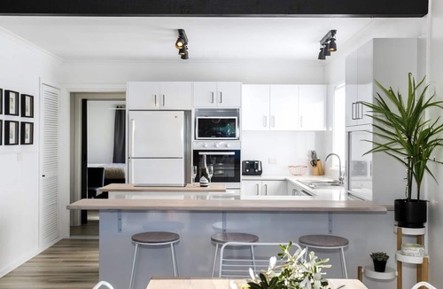 Dolphin Point House | Mcgrath welcomes you to The Nest with ocean views