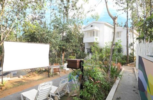 Denkanikota House | Meadows - 4BHK Private pool Villa, Bangalore