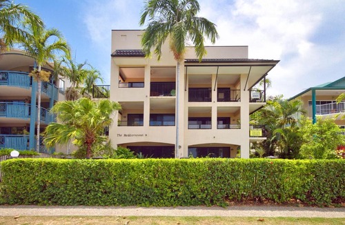 Yorkeys Knob Apartment | Mediterranean Beachfront Apartments