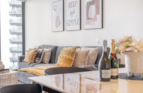 Southbank Apartment | Mega Style Apartments Bella