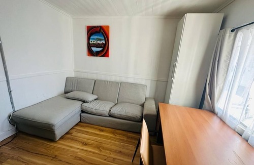 South Melbourne House | Melb Beach shack-4bed-2baths. 2km CBD