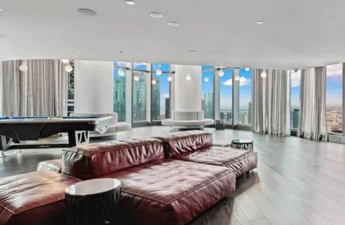 Melbourne Central Business District Apartment | Melbourne central most popular building with magnificent facilities