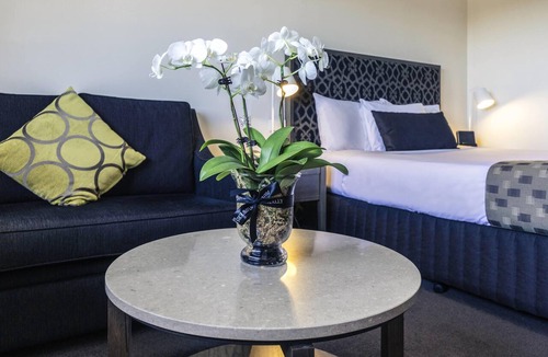 Albury Hotel | Mercure Albury