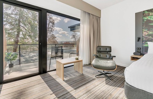 Launceston CBD Hotel | Mercure Launceston