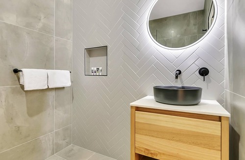 Launceston CBD Hotel | Mercure Launceston
