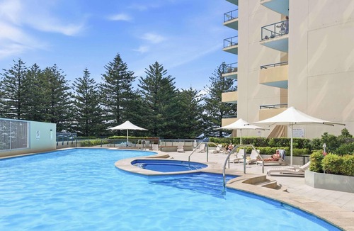 Cronulla Apartment | MetaWise BNB Modern 1Bed in Central Cronulla 6