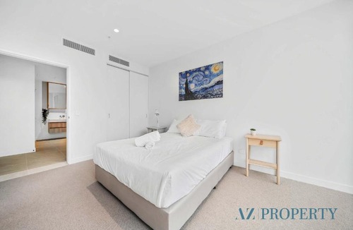 Perth Central Business District Apartment | Metro Nest Light-Filled 1BR in CBD