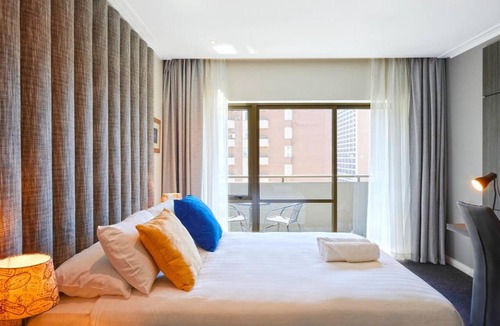 Chinatown Apartment | Metropolis Queen Studio with Indoor Pool Balcony
