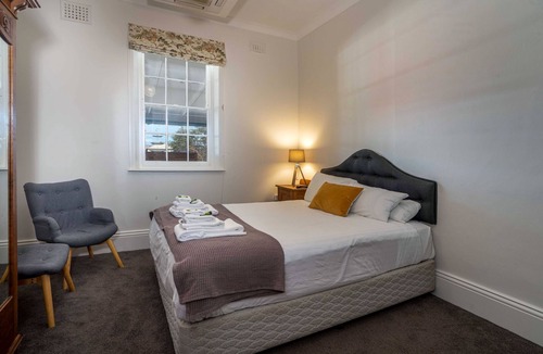 Orange Hotel | Metropolitan Hotel Orange