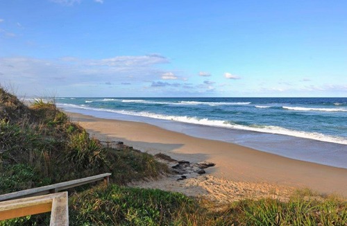Lake Cathie House | Middlerock Beach House