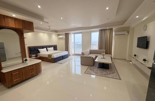 IMT Manesar Hotel | MIKADO PALACE