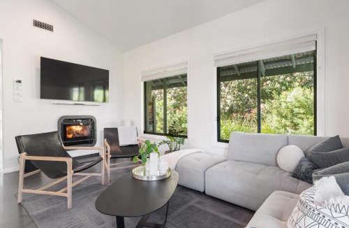 Kangaroo Valley House | Mike's - A Luxurious Cabin Surrounded By Nature